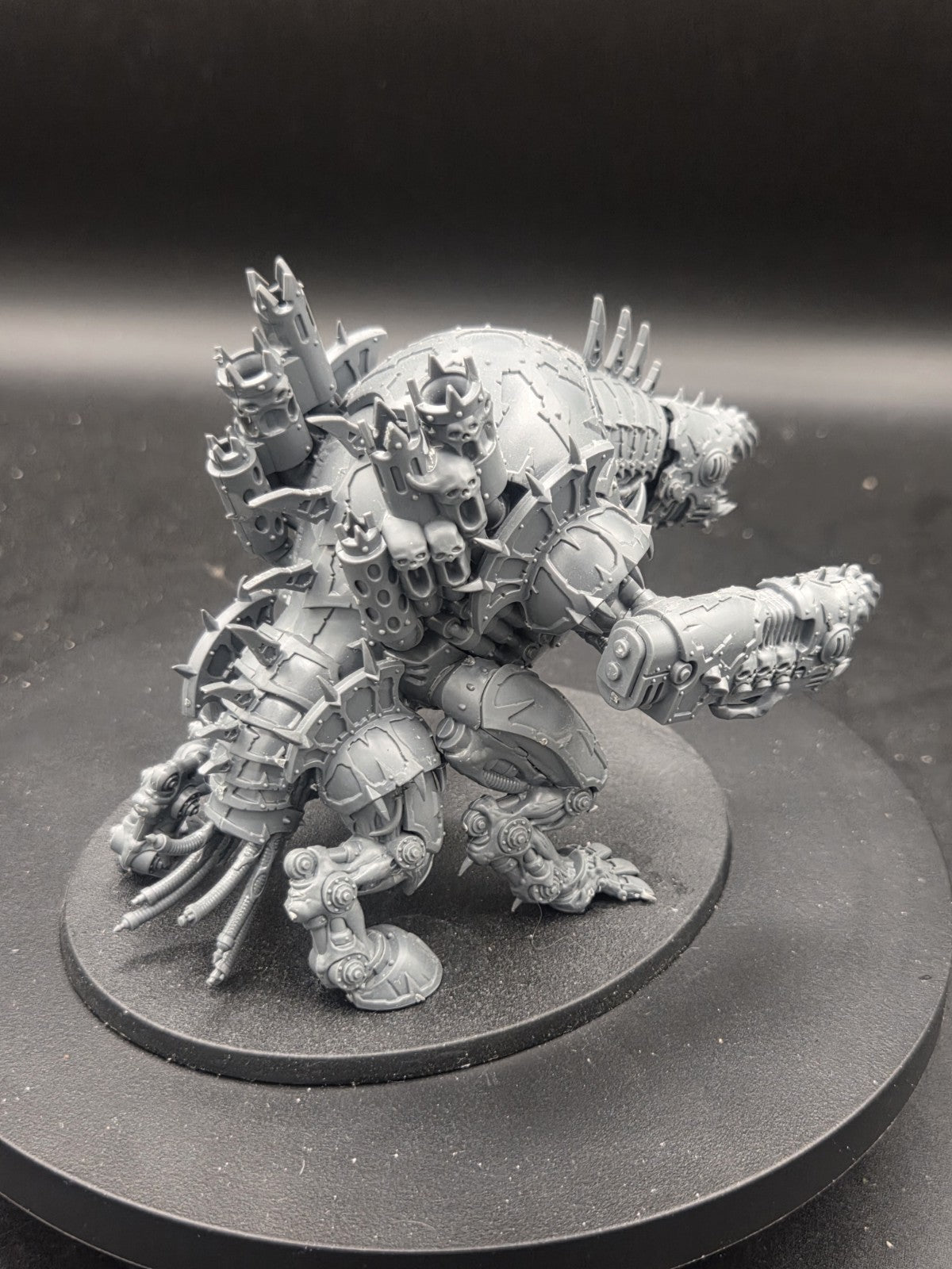 Forgefiend Chaos Space Marines Warhammer 40K Well Built ready to paint3