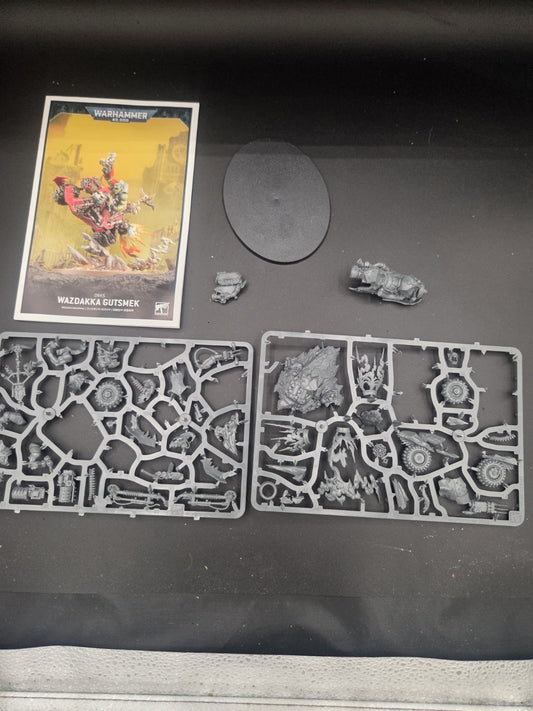 Wazdakka Gutsmek Orks Warhammer 40K Partially built complete.1