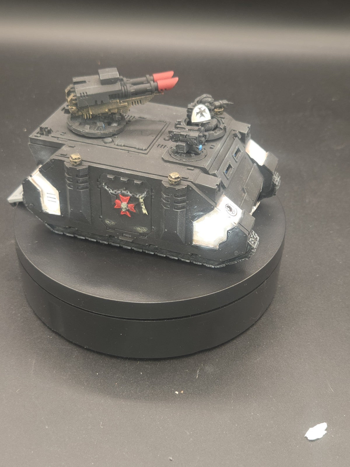 SPACE MARINES Rhino Black Templar's WELL PAINTED Black templars 40K 74053