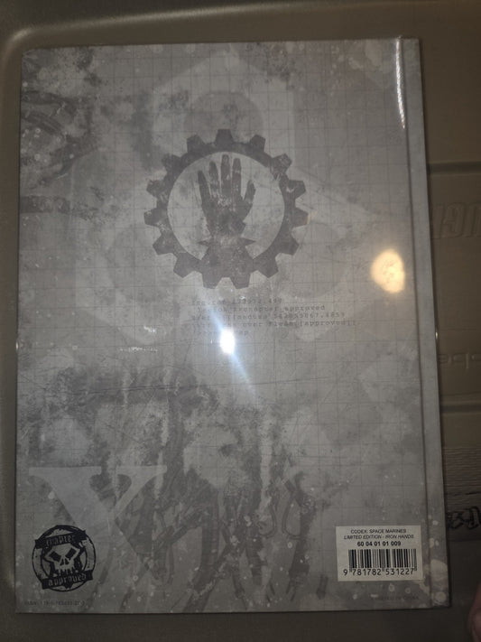 Codex Space Marines Limited Edition- Iron Hands- 7th Ed - 296/500 - Rare (USED)1