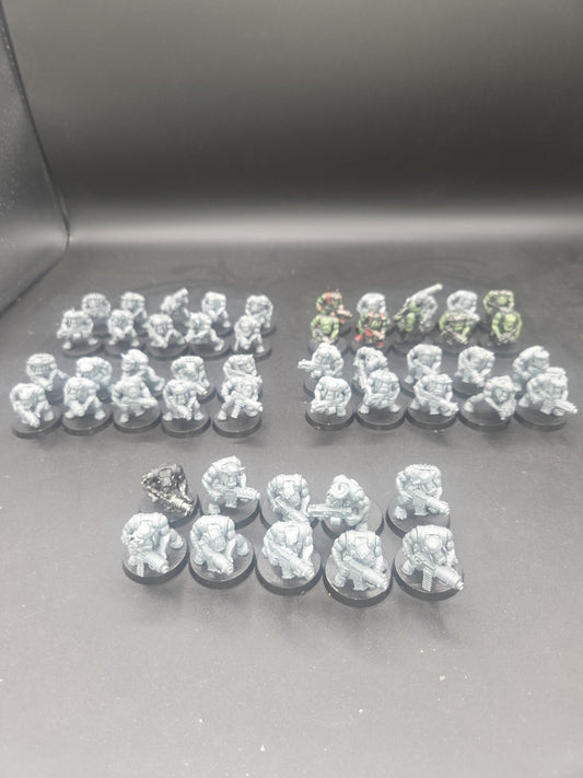 50 Ork Boyz with Shootas Warhammer 40,000 Orks Boyz OOP All on 32mm bases1