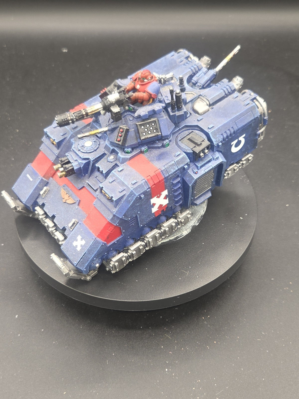 Space Marines  Blood Angels Primaris Repulsor - Well Painted 5