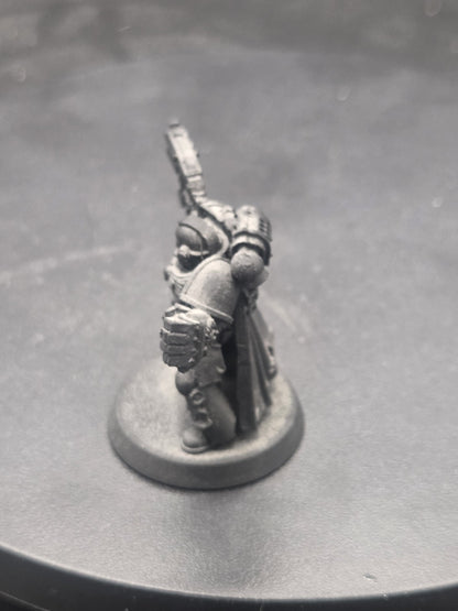 Space Marines Captain Centos 100 Stores Limited Edition Warhammer 40k 1