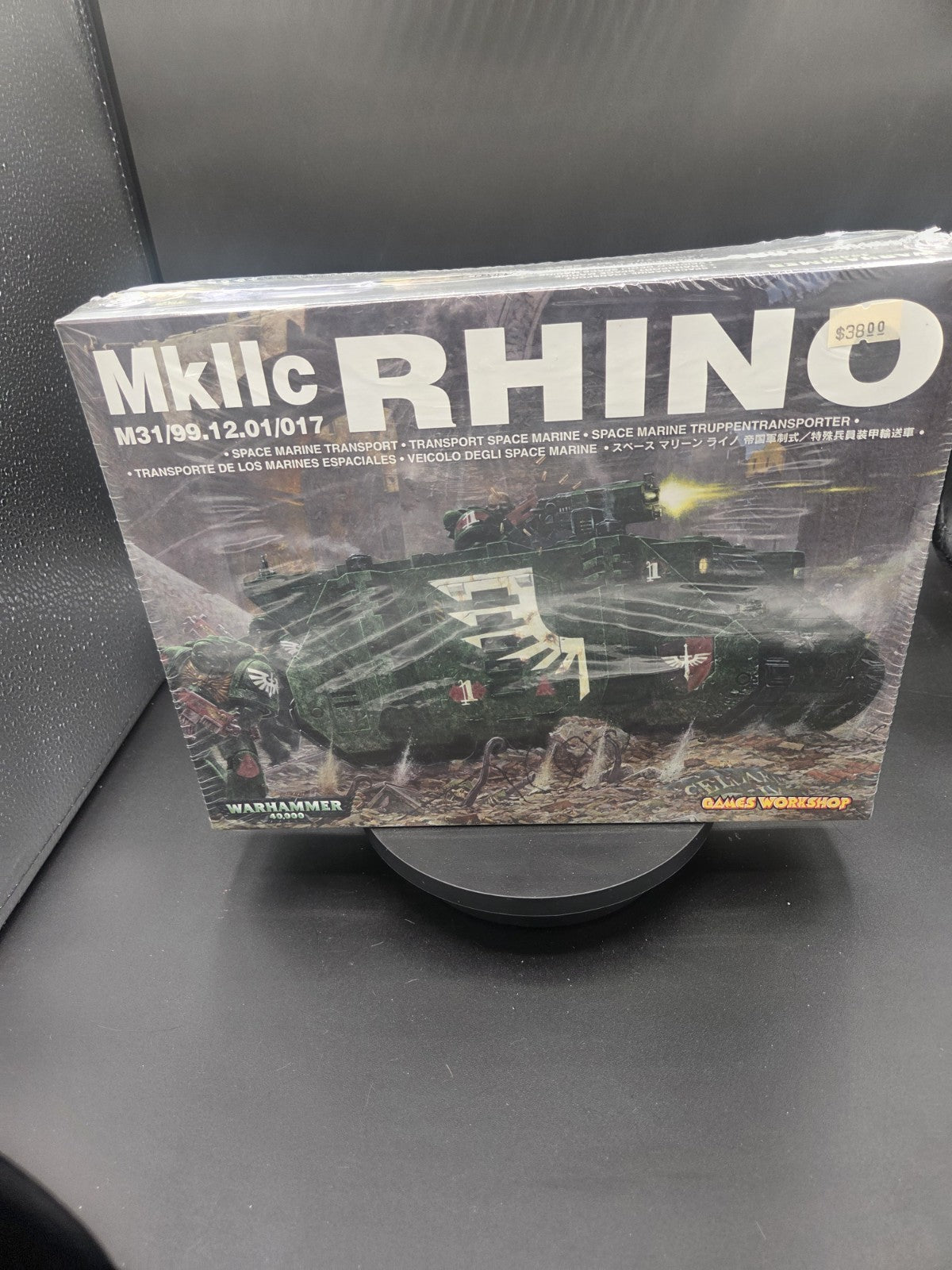 Warhammer 40k : Space Marine Dark Angels MkIIC Rhino Transport SEALED0