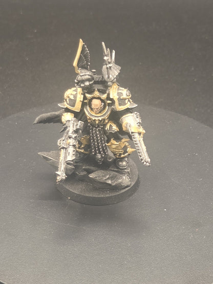 Games Workshop Warhammer 40K Chaos Space Marines Chaos Lord In Terminator Armor0
