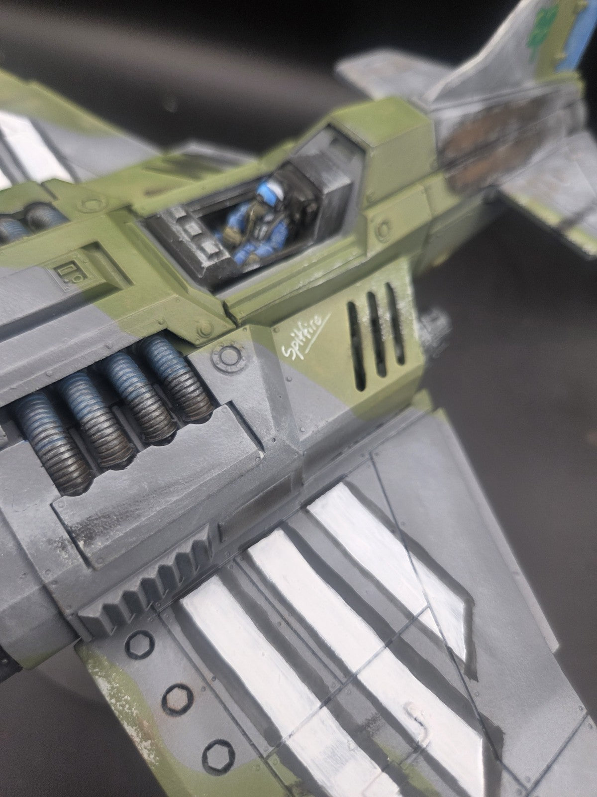Thunderbolt Heavy Fighter - Imperial Navy Forgeworld  40K Decent Paint NO CANOPY1
