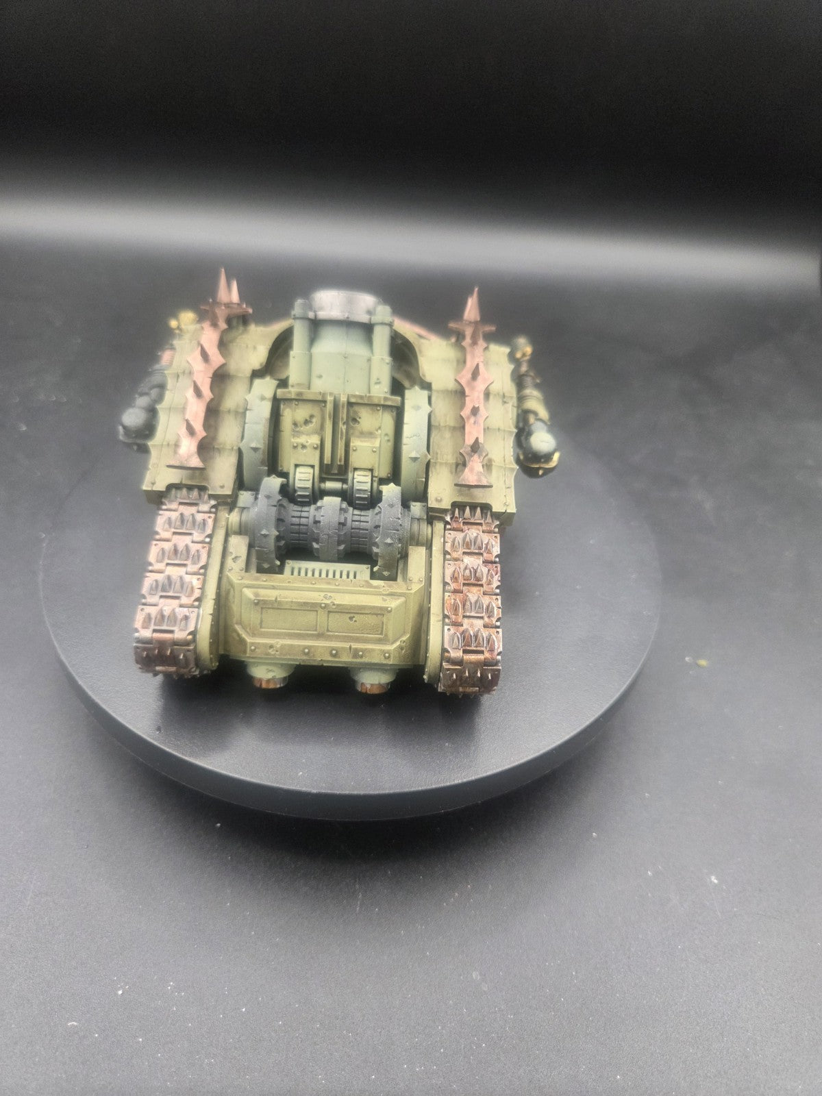 Warhammer 40K Death Guard Plagueburst Crawler Tabletop Ready Painted3