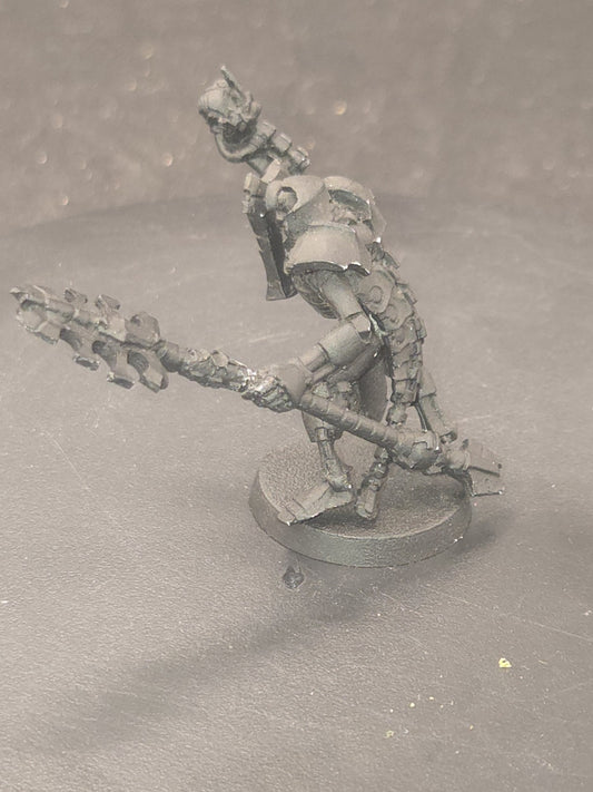 Games Workshop Necron Cryptek Miniature Primed Finecast1