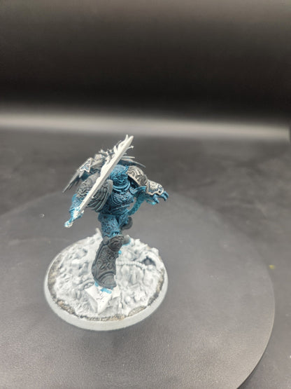 Warhammer 40K Roboute Guilliman Space Marine some paint4
