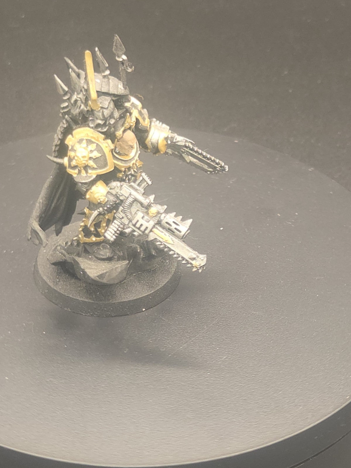 Games Workshop Warhammer 40K Chaos Space Marines Chaos Lord In Terminator Armor3
