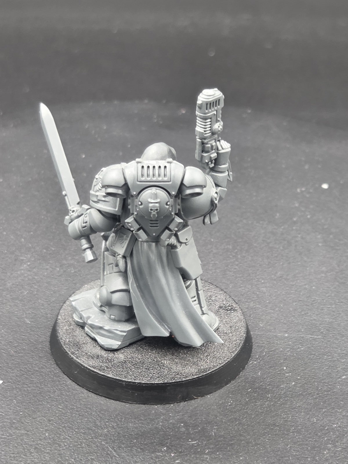 Dark Angels Primaris Lieutenant Zakariah Warhammer 40k Space Marines built  RARE2