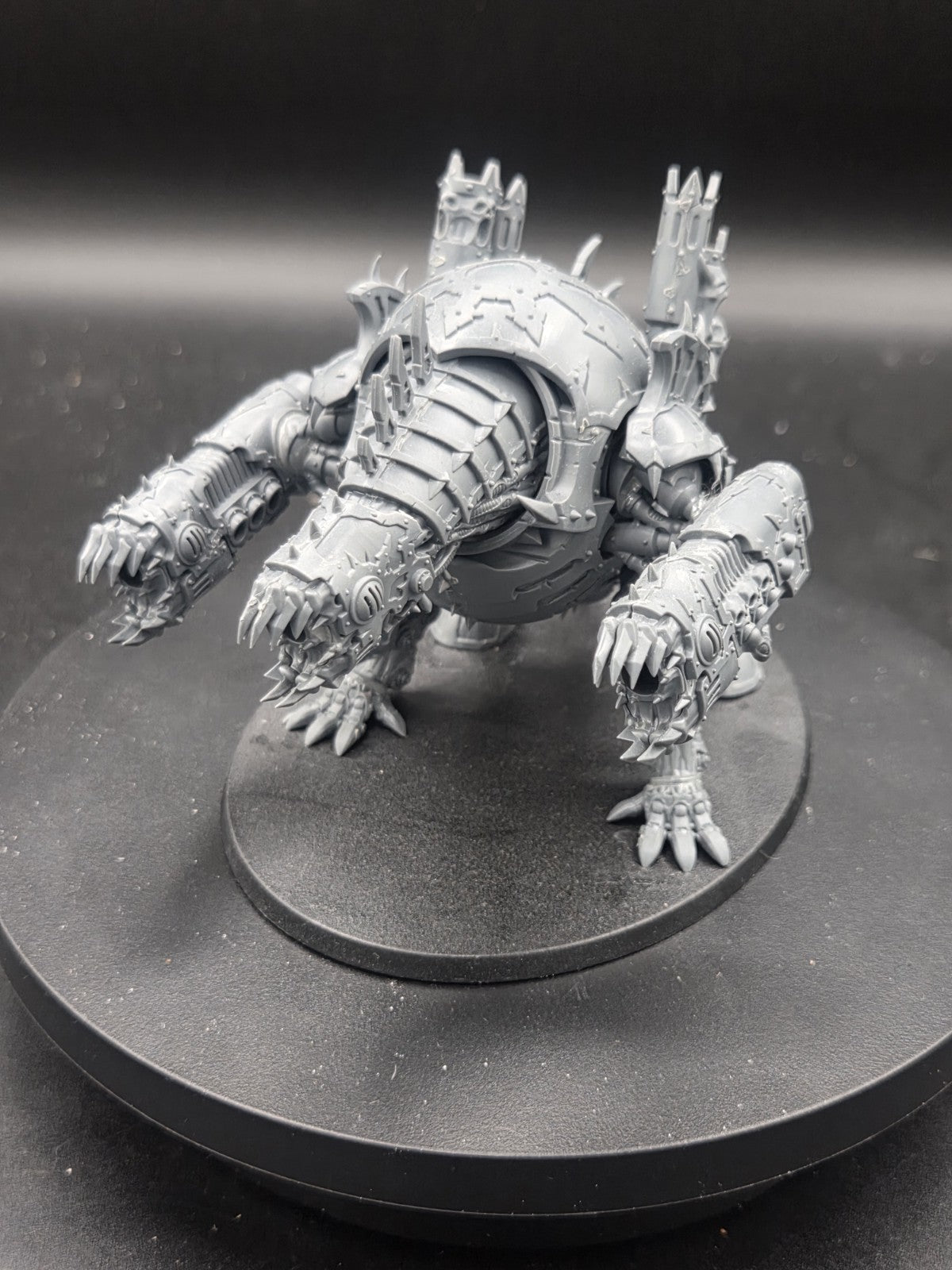 Forgefiend  Chaos Space Marines Warhammer 40K Well Built ready to paint1