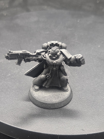 Space Marines Captain Centos 100 Stores Limited Edition Warhammer 40k 0