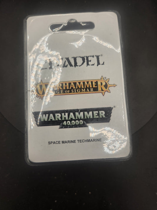 Techmarine  warhammer 40k firstborn space marine Citadel Finecast NiB Sealed0