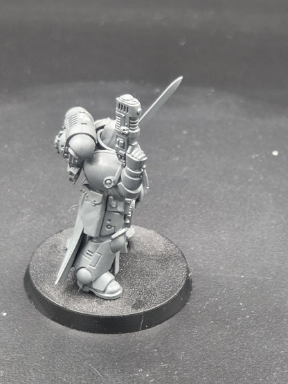 Dark Angels Primaris Lieutenant Zakariah Warhammer 40k Space Marines built  RARE3