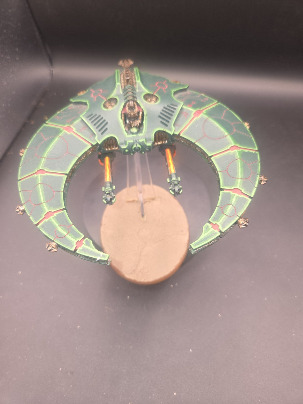 Warhammer 40k - Necron Night Scythe well painted4